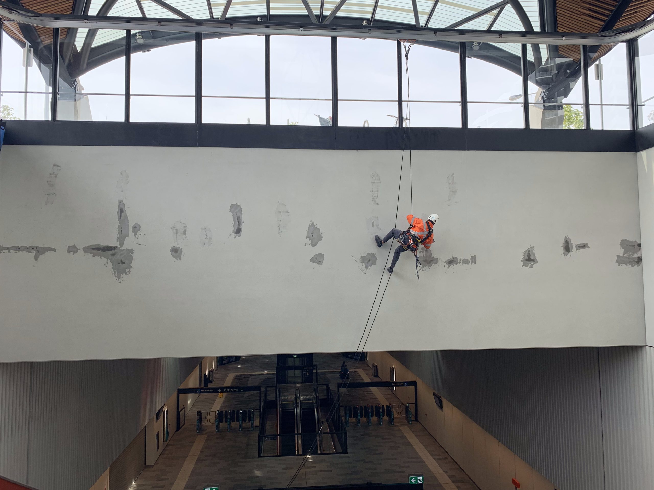 What Can Abseiling Technicians Do?