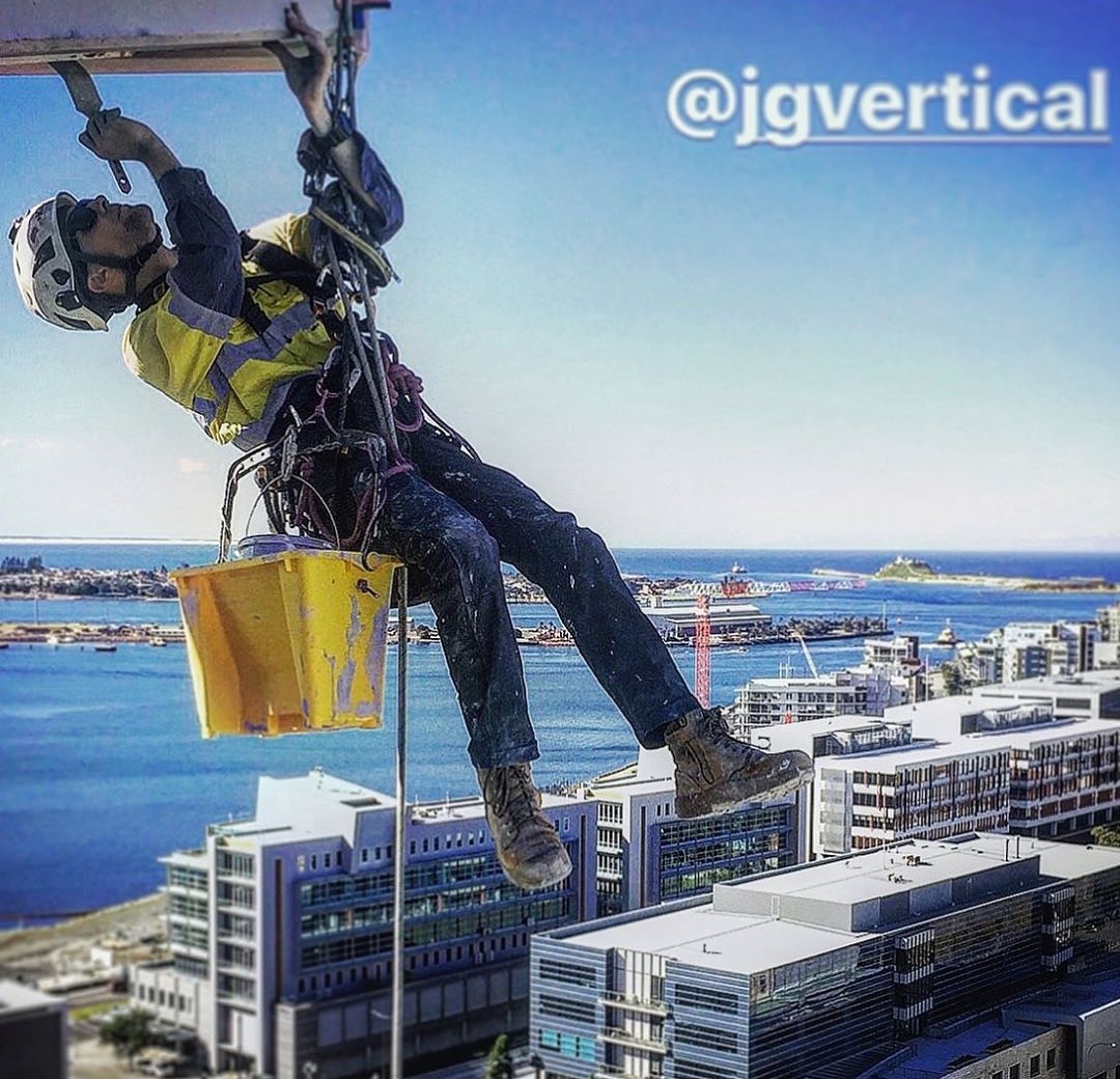 Why Utilise JG Vertical Rope Access Services for Your Building Painting?